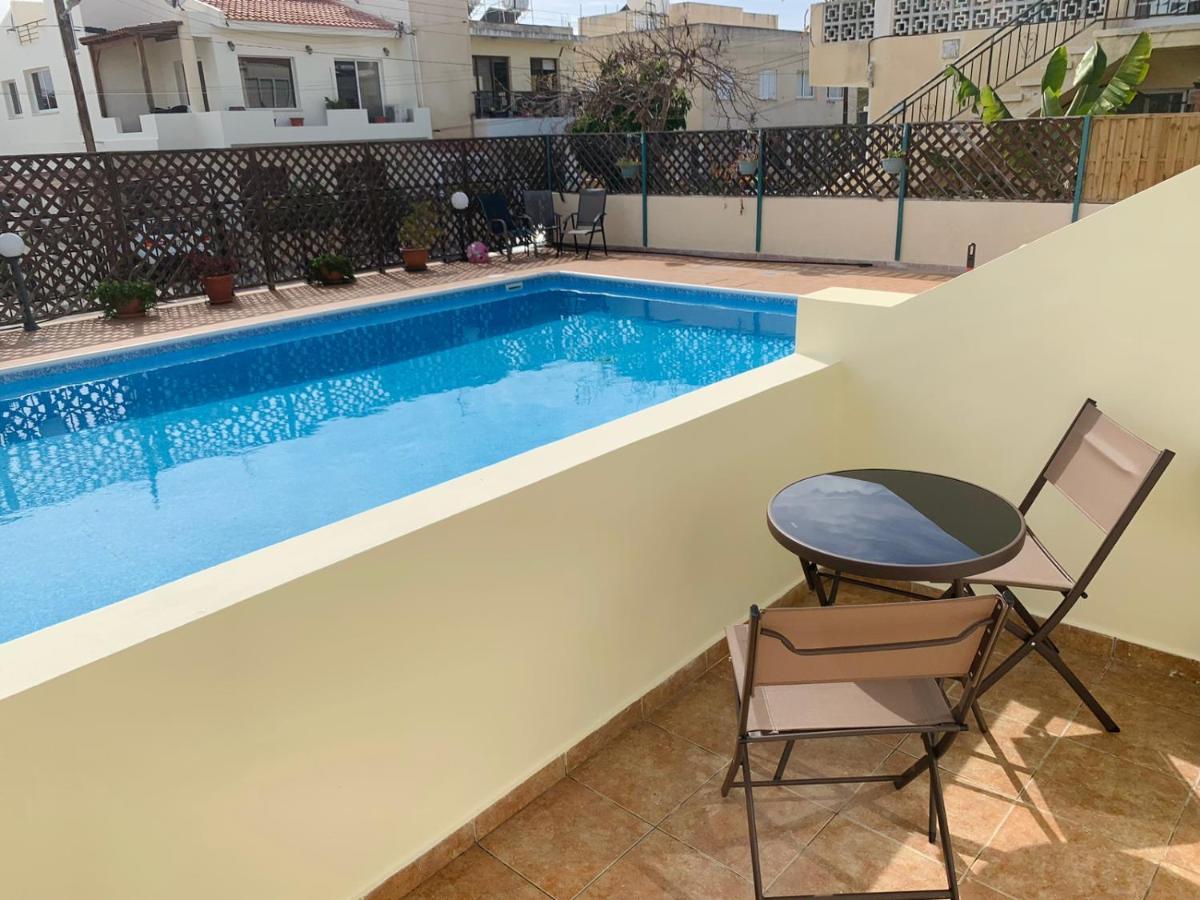 Peaceful Apartment With Double Bed - Oak Breeze Paphos Exteriér fotografie