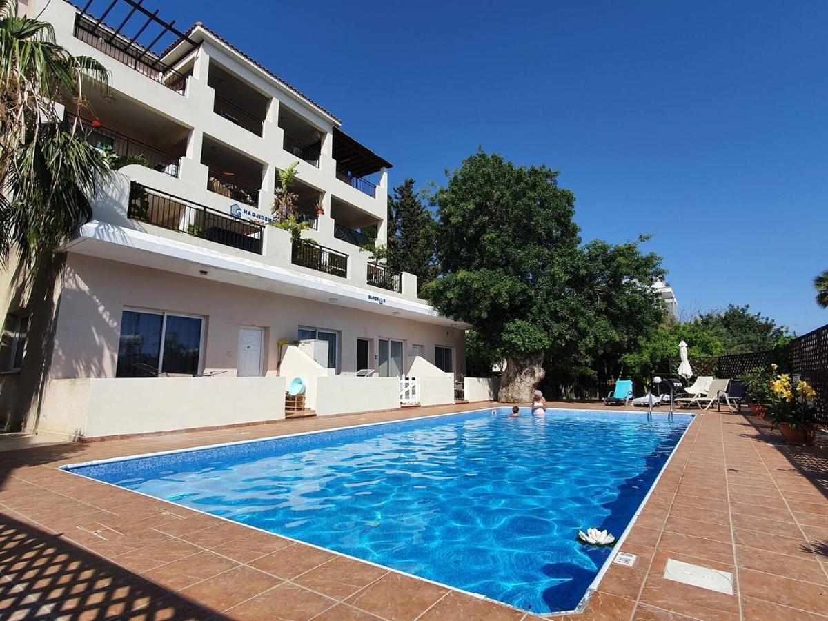 Peaceful Apartment With Double Bed - Oak Breeze Paphos Exteriér fotografie