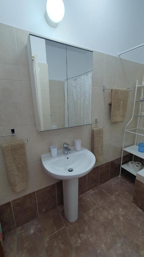 Peaceful Apartment With Double Bed - Oak Breeze Paphos Exteriér fotografie