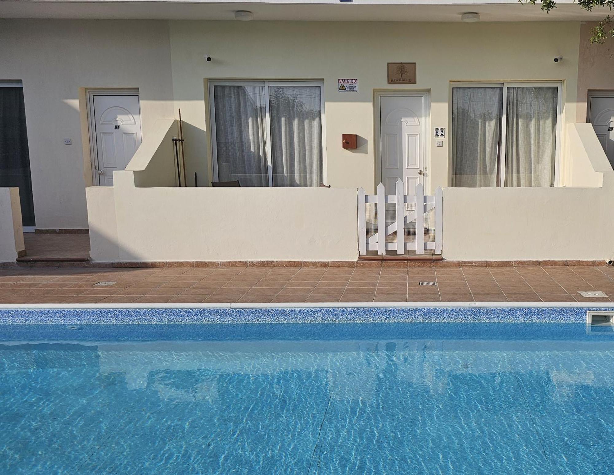 Peaceful Apartment With Double Bed - Oak Breeze Paphos Exteriér fotografie