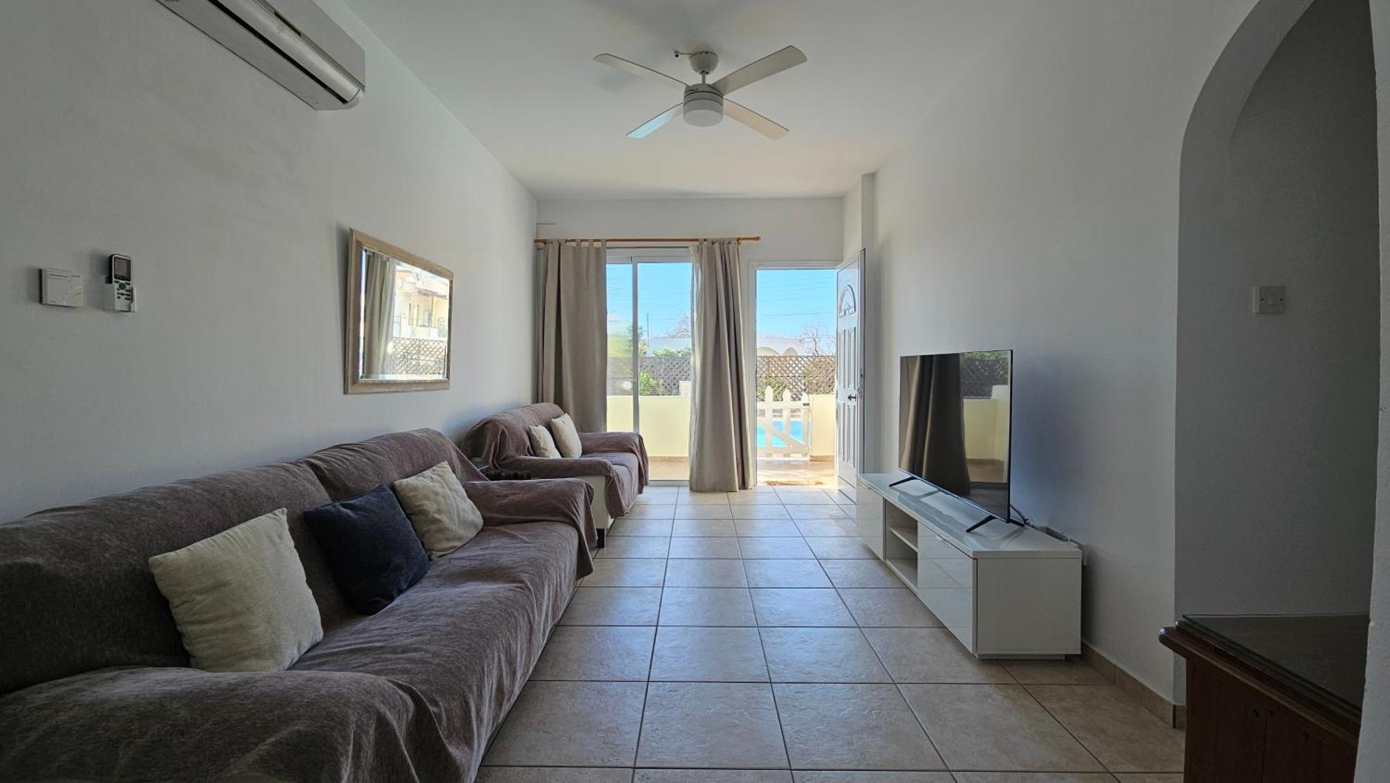 Peaceful Apartment With Double Bed - Oak Breeze Paphos Exteriér fotografie